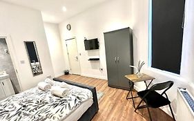 Hounslow Suites - Tw3